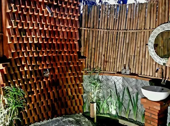 ベッド・アンド・ブレックファスト Hidden Bamboo House